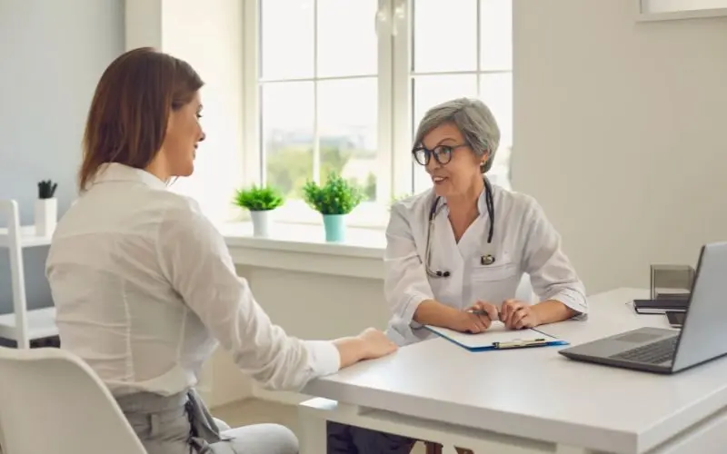 Arztpraxis Beratung Patient
